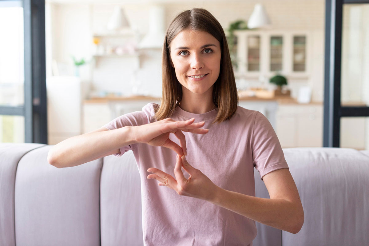 Embracing-Sign-Language.jpg